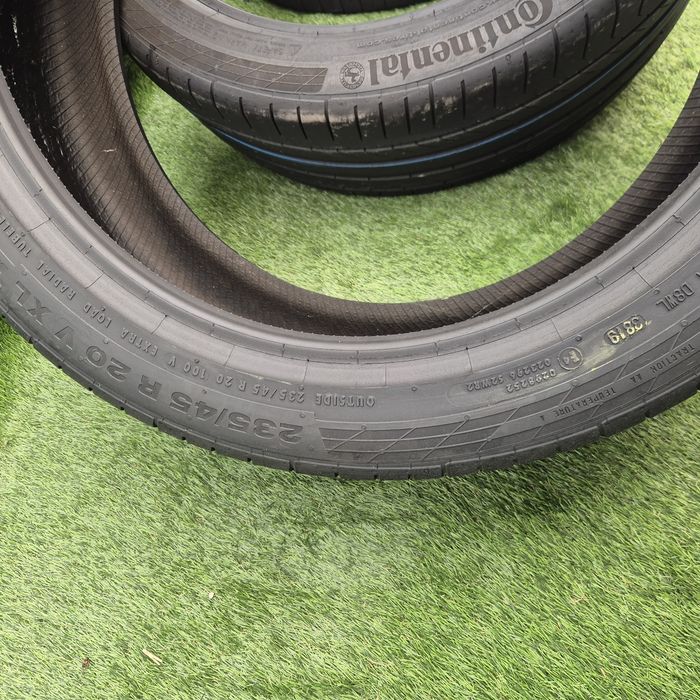 235 45 20 cu 255 40 20 Continental