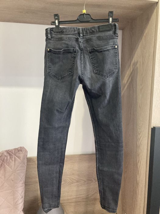 Разпродажба на дънки Зара,Liu Jo,Бершка