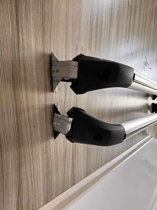 Напречни греди оригинални за Toyota Corolla