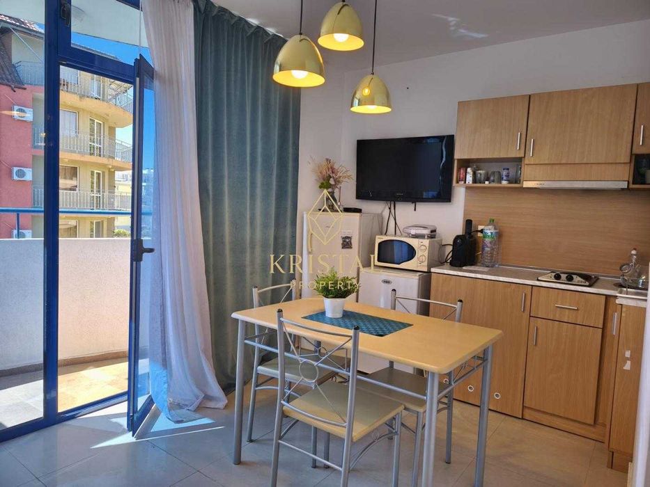 Продава се Двустаен апартамент в к.к. Слънчев бряг - 47 кв.м за 1373 €/кв.м - Снимка #3