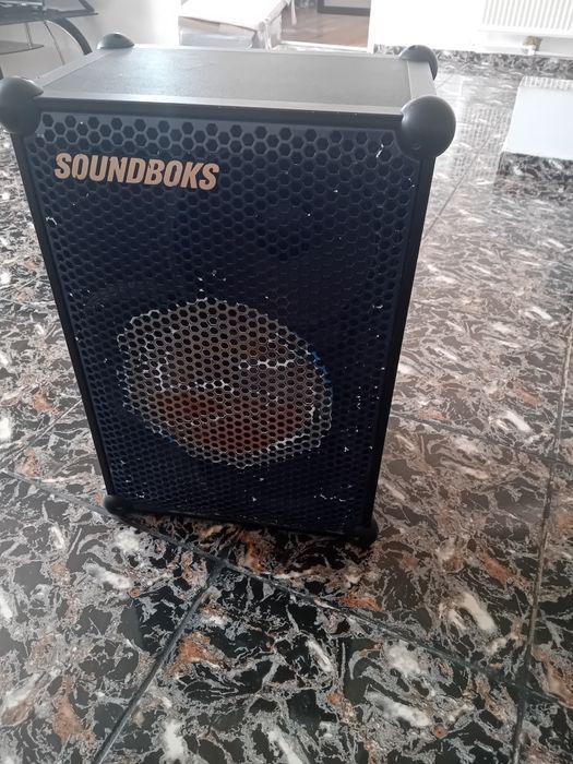 Vând boxă SOUNDBOKS perfect funcțională