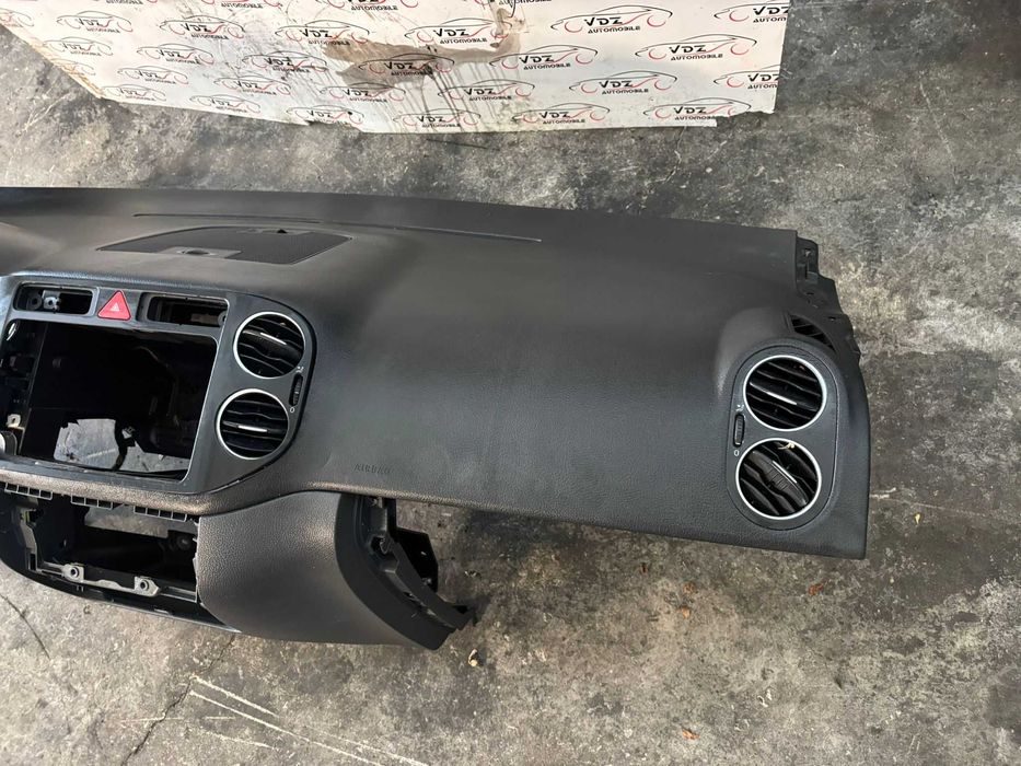 Plansa bord Volkswagen Golf 6 plus an 2011