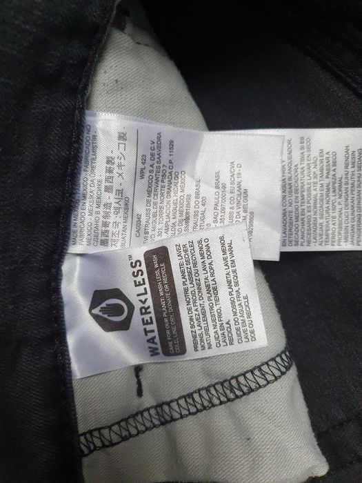 Blugi LEVI'S 511 Slim - Marime W33 L34 (Talie 88 cm)