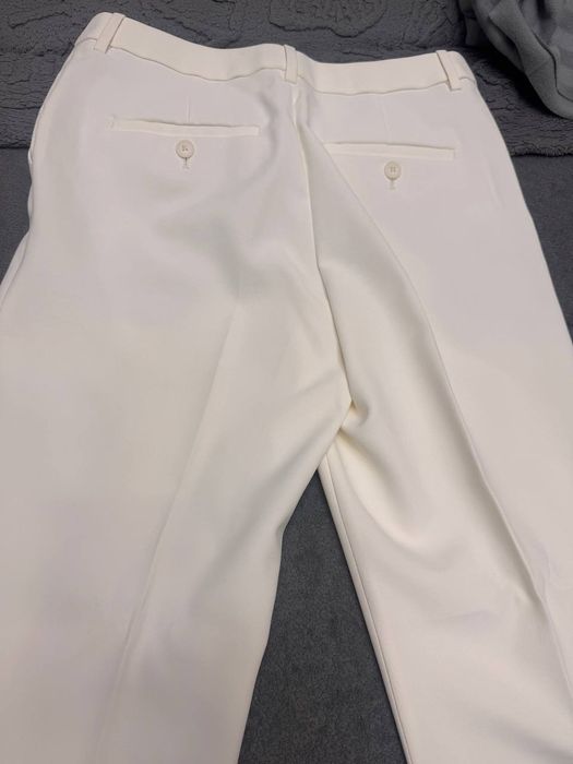 Бренд uniqlo юникло белые брюки классические Яндекс BTS почта