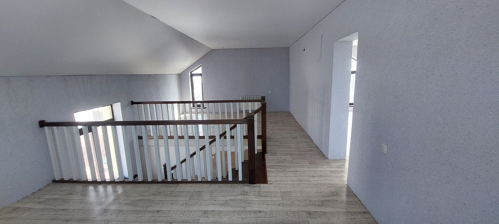 Продается дом  2 этажный