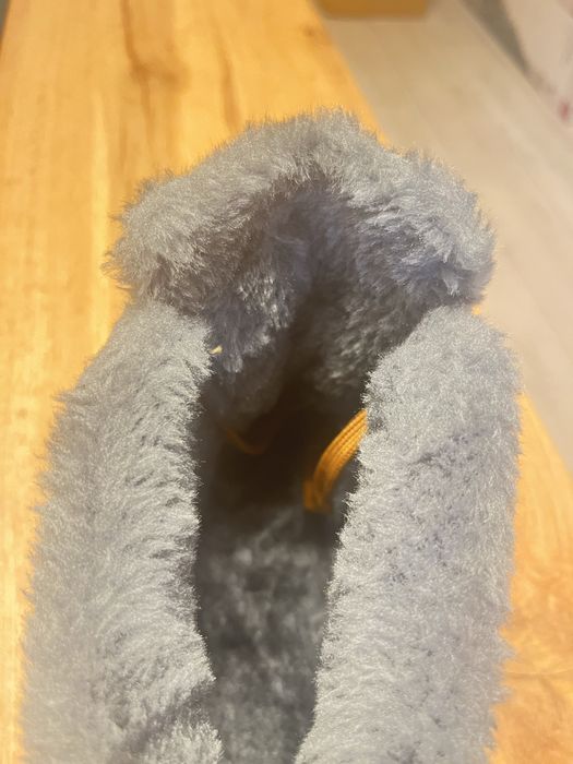 Зимни унисекс обувки – топли и удобни