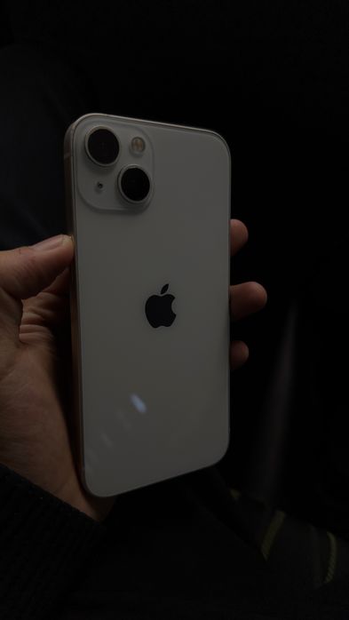 iPhone 13 White