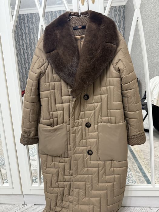 Пальто с синтепоном Loreta, новое, 48 размер