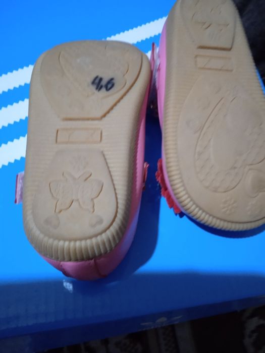 Туфельки для девочек 22 размер новые