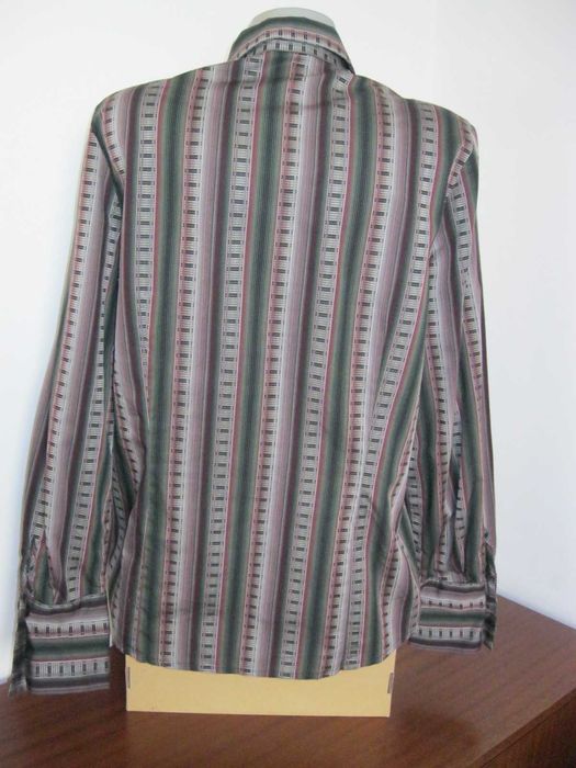 Елегантна д а м с к а  риза