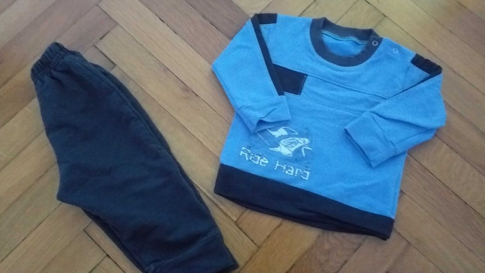 Детски оригинални дрехи за момче размер 98-от 25 до 40лв за брой.