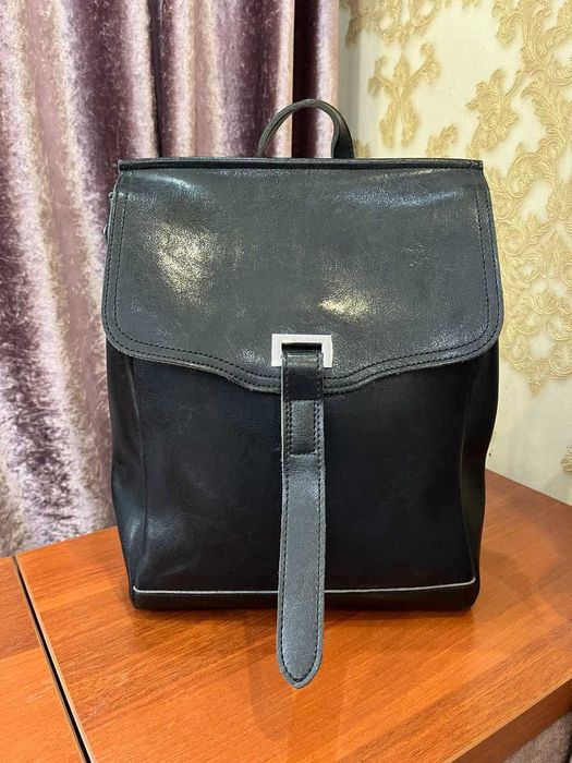 Продам женский рюкзак