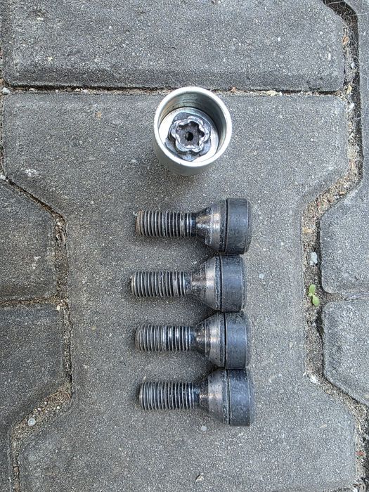 Prezoane cu cheie antifurt bmw