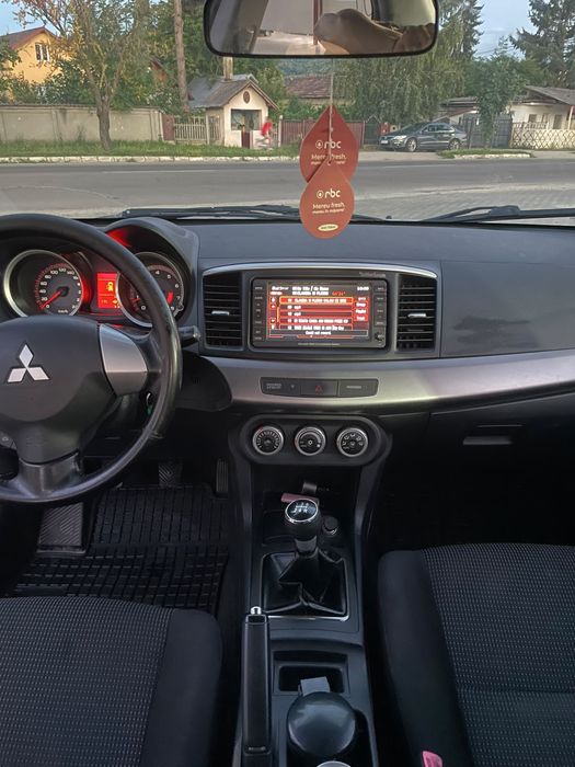 Mitsubishi Lancer