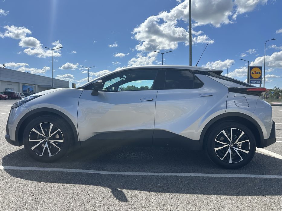 TOYOTA C-HR 2025 — imagine 2