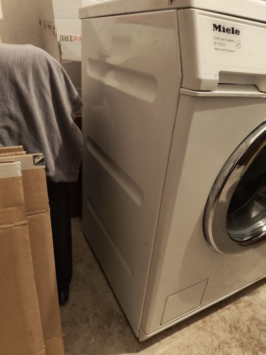 Пералня Miele SoftCare system W3203 пчелна пита