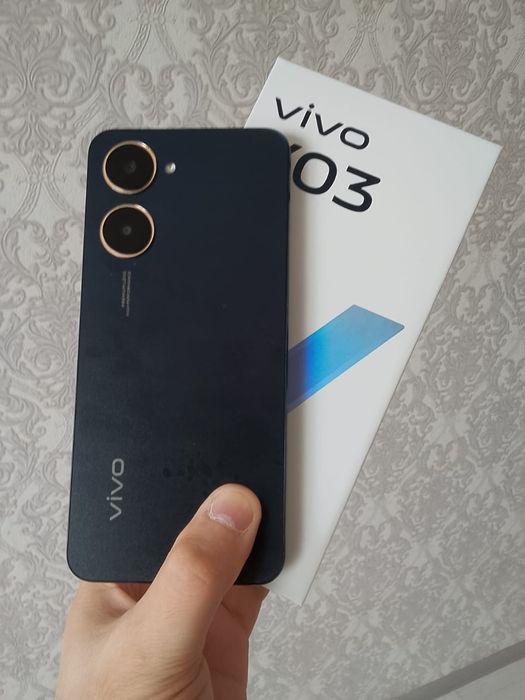 Смартфон Vivo Y03