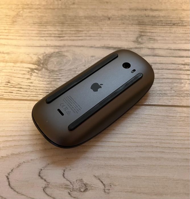 Apple Magic Mouse, Adaptor USB Apple
