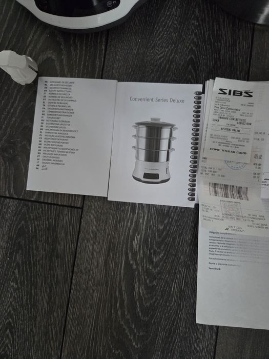 Vând aparat de fiert la aburi Tefal