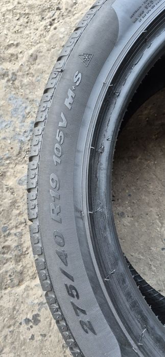 4 anvelope iarna,fata Continental 245/45/19,spate Pirelli 275/40/19.