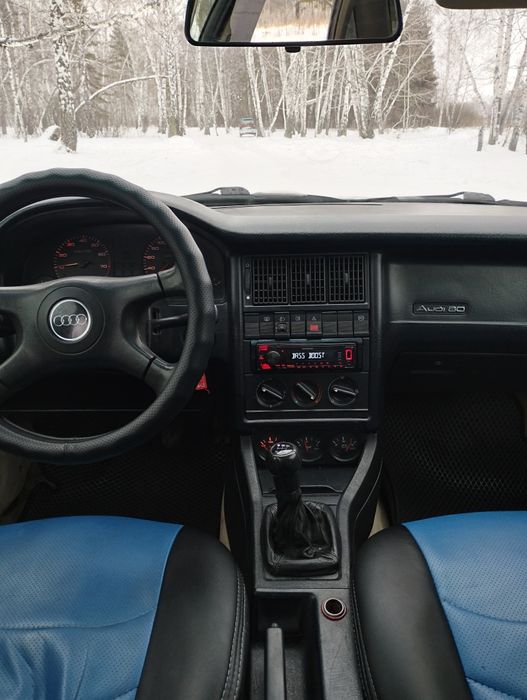 Продам Ауди 80 В4.