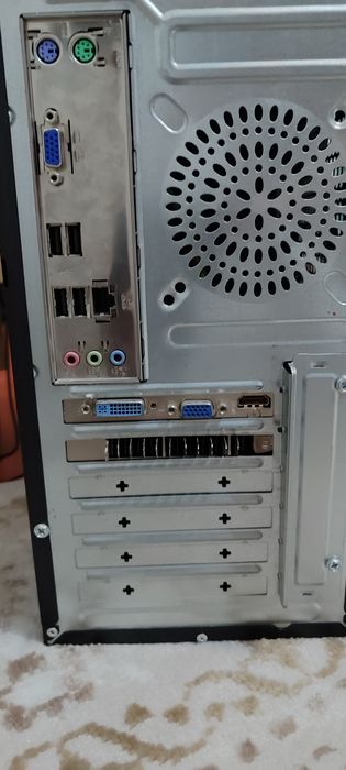 Компьютер, системный блок.
