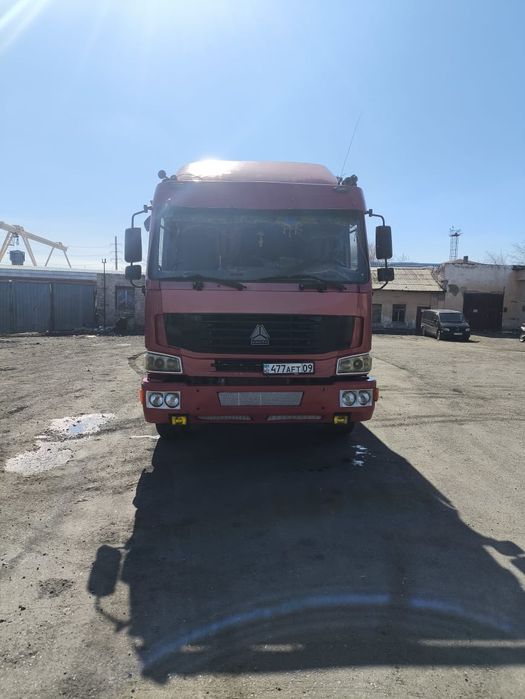 Самосвал Хова китаец