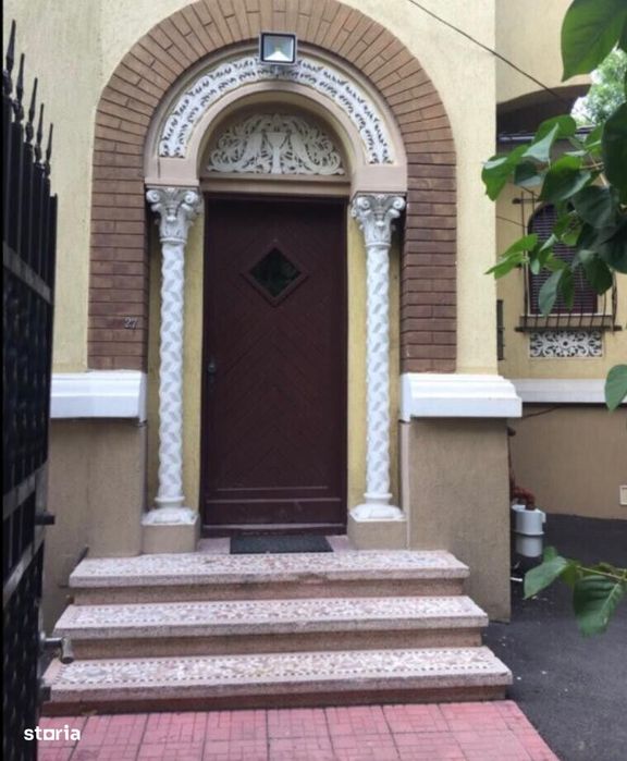 Apartament 4 camere de închiriat în vilă – Primăverii
