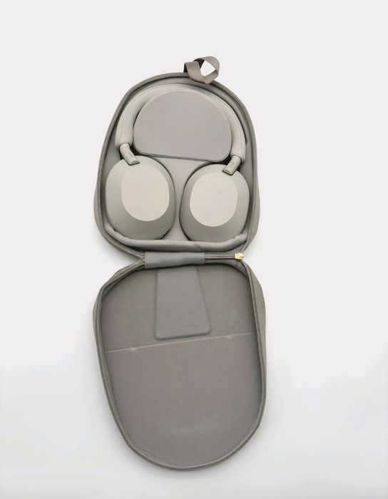 Căști Sony wh-1000xm5 defecte vând/dezmembrez