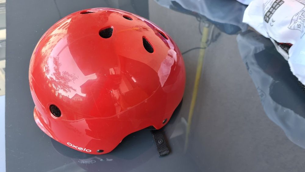 Vand casca protectie, cotiere si genunchiere copii