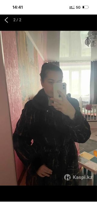 Женская шуба теплая