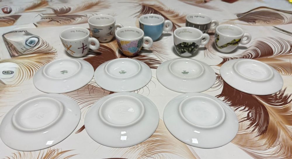 Set complet 7 cesti + 7 farfurioare iIIY + farfurioare bavaria !