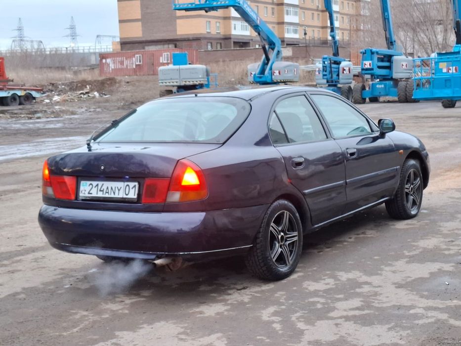 Продам митсубиши каризма