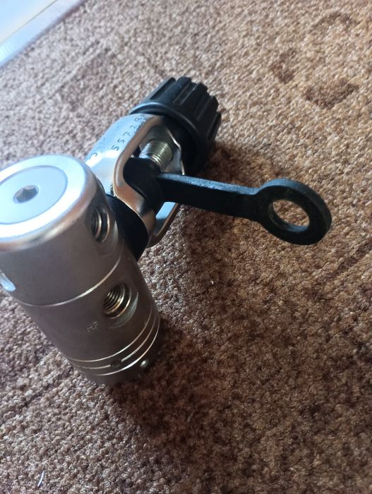 Водолазен регулатор