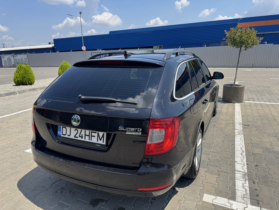 Vand Skoda Superb 2013