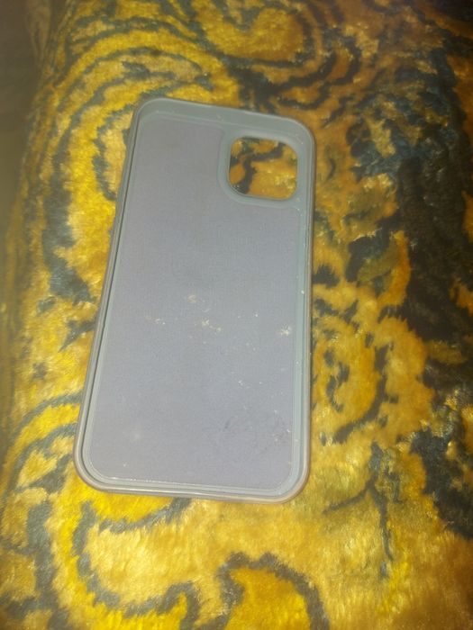 Чехол на Айфон 12