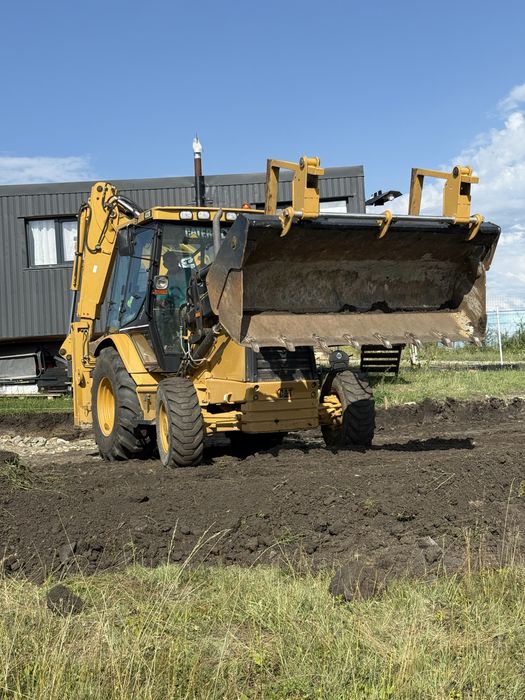 Buldoexcavator de inchiriat/ Buldo/Utilaj