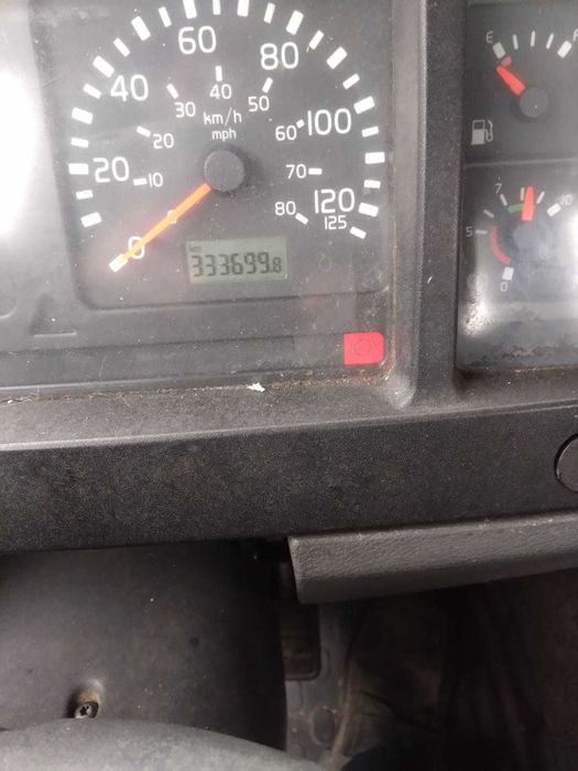 Vand VOLVO FL6, 3600 Euro