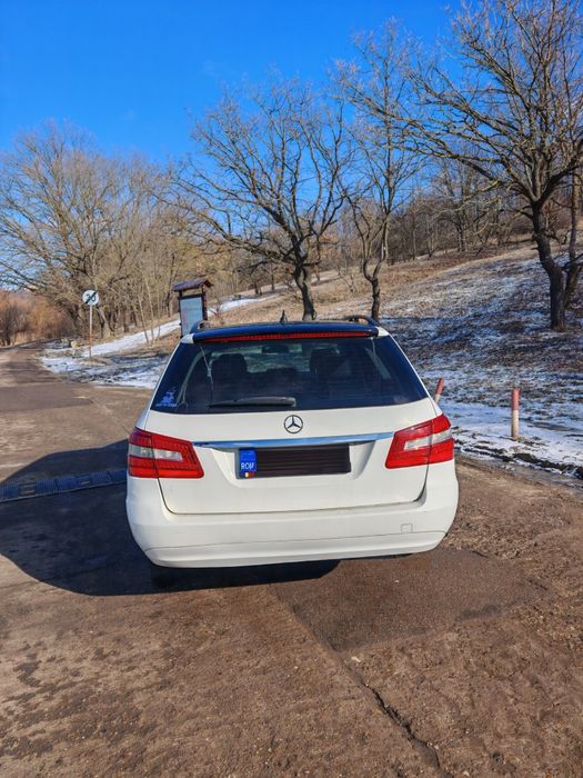 MERCEDES-BENZ E-Class 0 — imagine 2