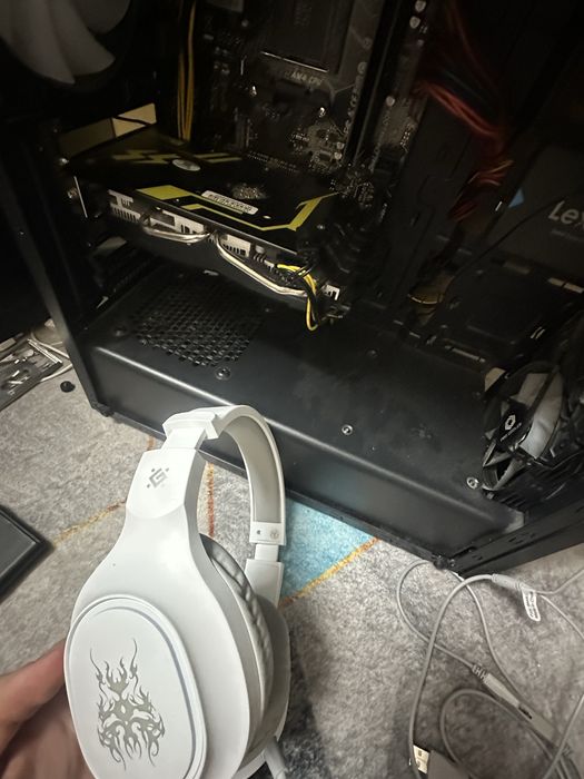 Продам игровой компьютер (без процессора и диска)