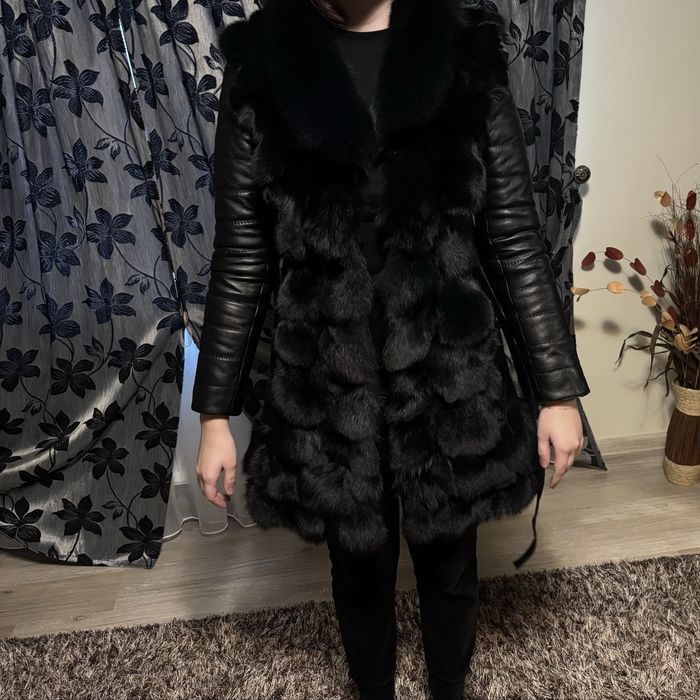 Haina din piele naturala cu blana naturala