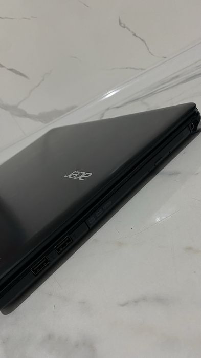 Acer 2009 ноутбук Б/у