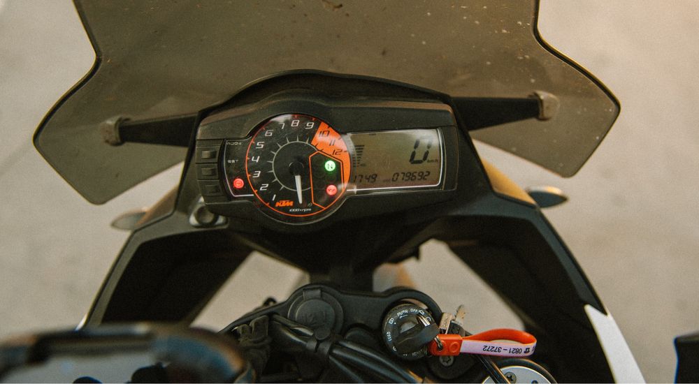 KTM 990 SmT 2011 abs /scimb cu mai nou!