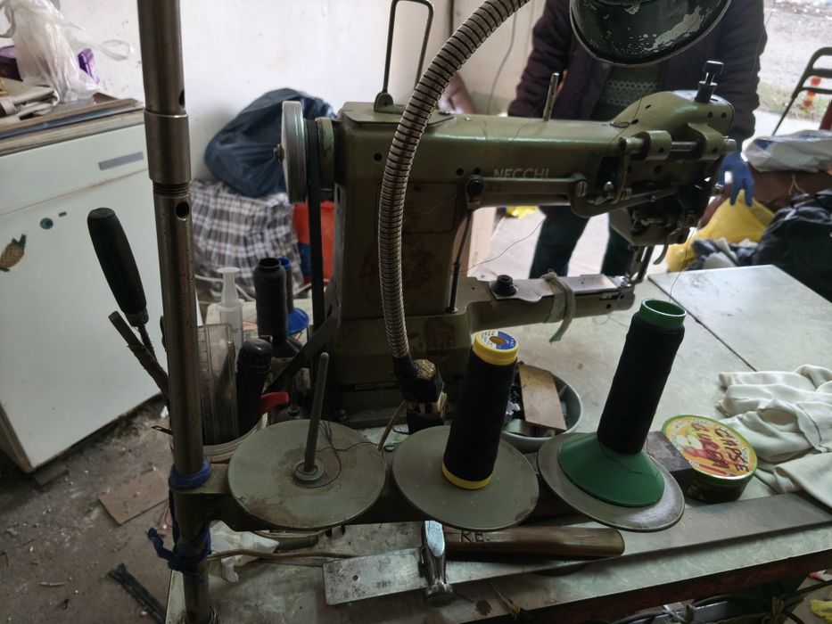 Mașina de cusut electrica