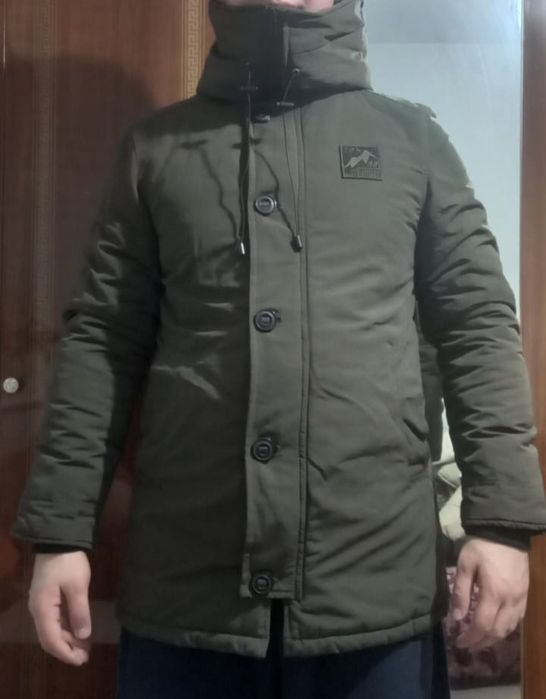 Продам мужские куртки