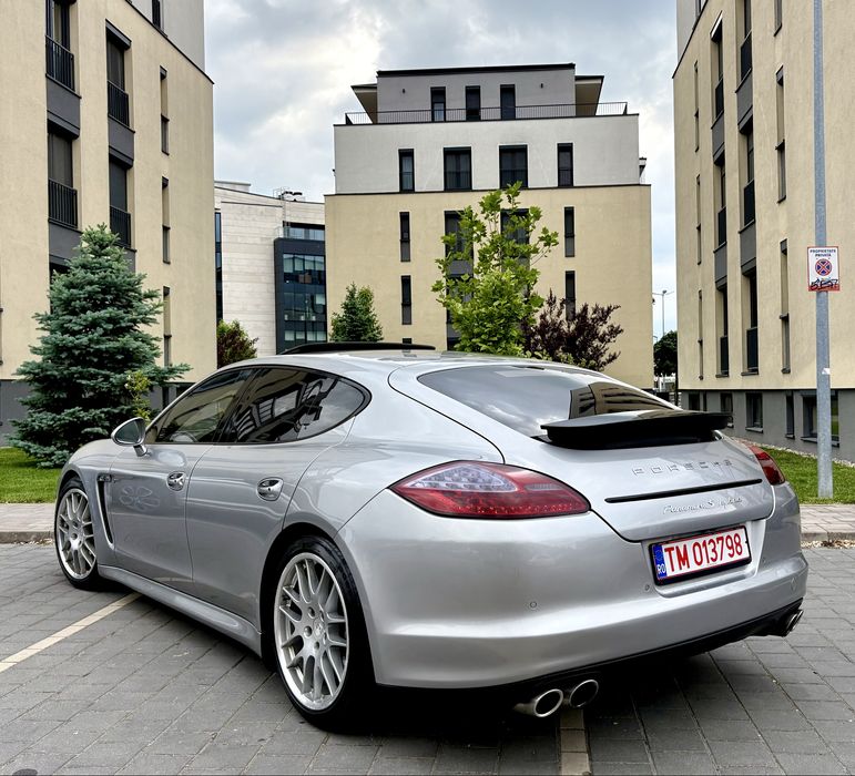 Porsche Panamera S-Hybrid 3.0 Benzina 333CP + 47 CP Electric