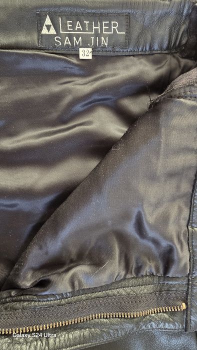 Продам кожаны костюм