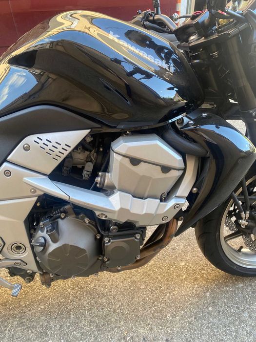 monopost kawasaki z750 - Piese auto de vânzare | OLX.ro