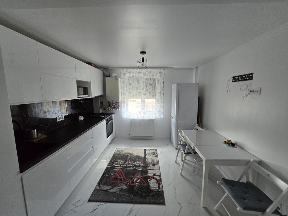 Apartament de închiriat