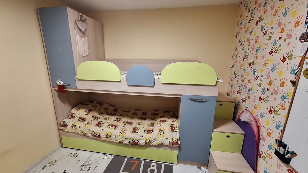 Двуетажно детско легло